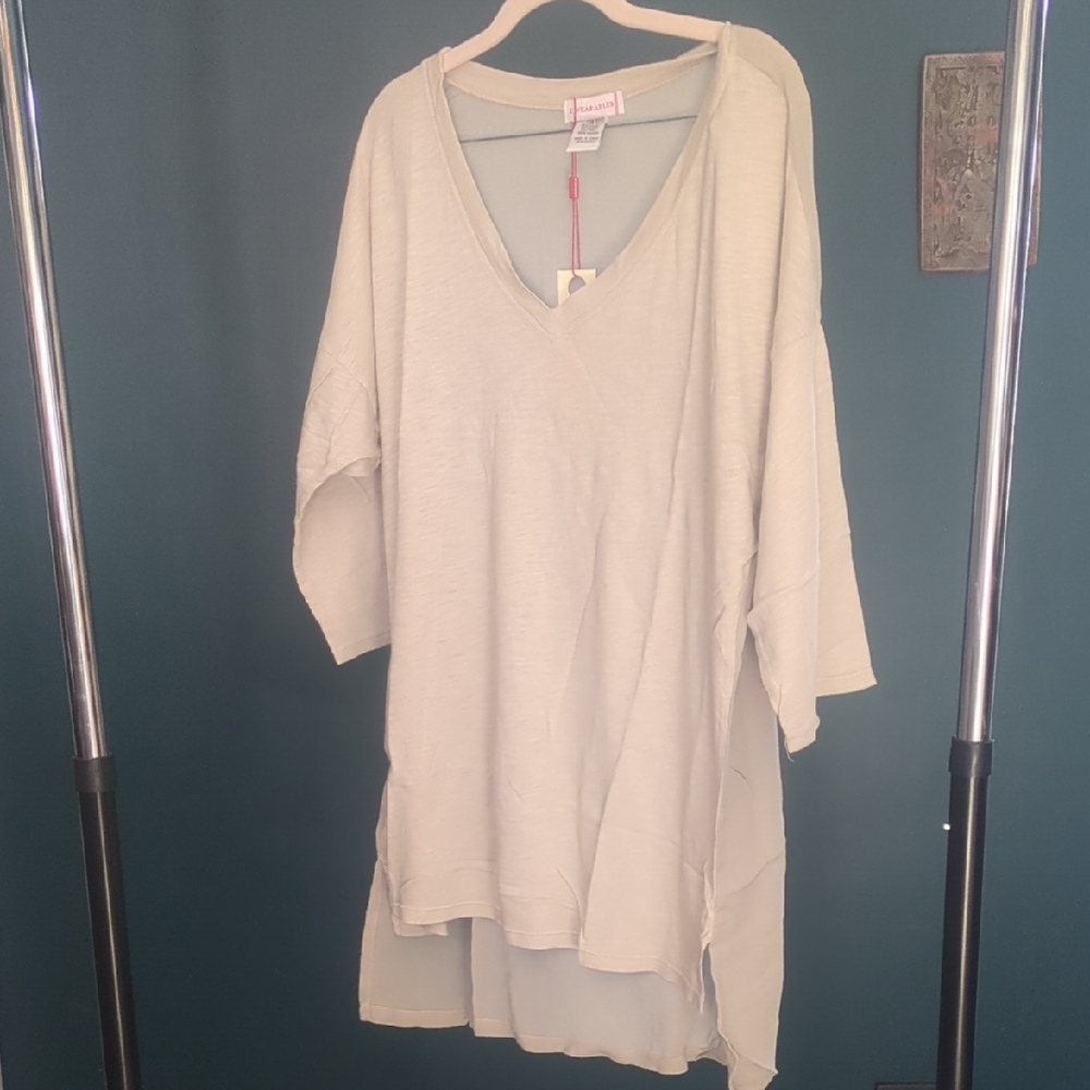 XCVI XL High low Women's NorthstarV-Neck Top